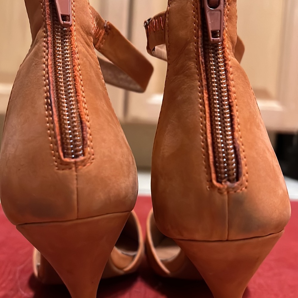 Jeffrey Campbell Ibiza Solace in Salmon Nubuck, Sz 7 - Picture 7 of 8
